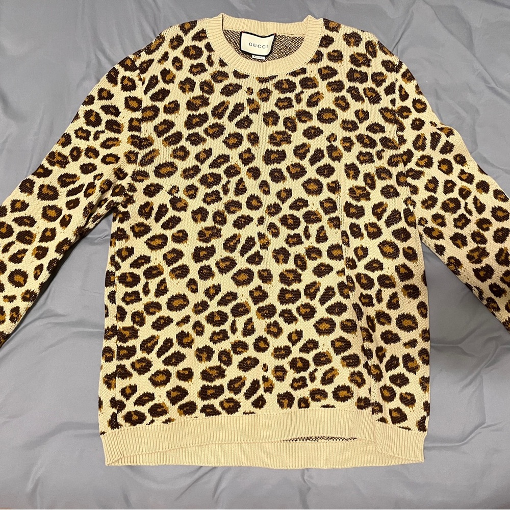 GUCCI LEOPARD PRINT CREW NECK KNIT SWEATER